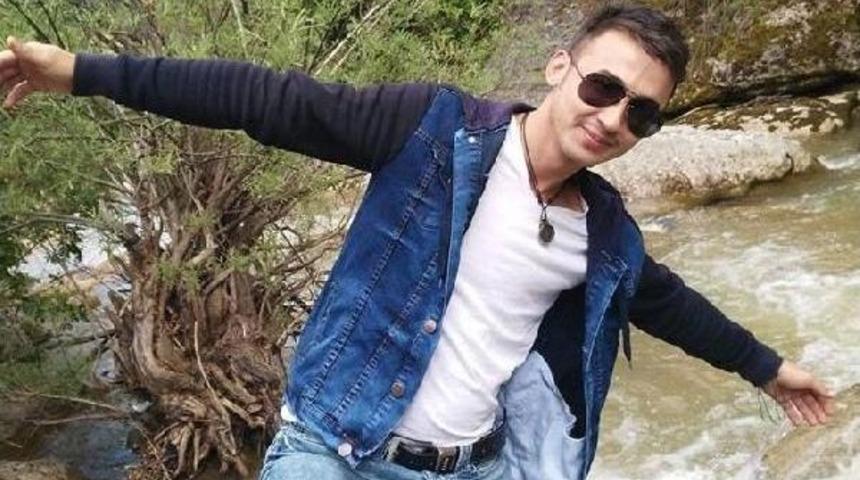 Karab&uuml;k'te &Ccedil;elik Borunun Altında Kalan Iş&ccedil;i &Ouml;ld&uuml;