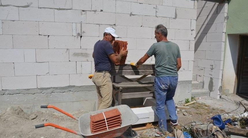 Seyitgazi Belediyesinden Camilere Bakım Ve Onarım