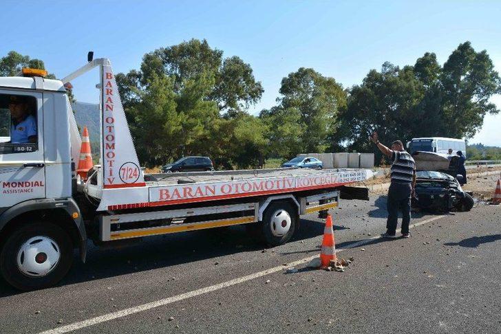 Muğla’da Trafik Kontrolü Yapan Polise Otomobil Çarptı G4