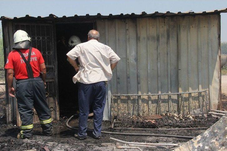 Anız Yangını Hurdacıyı Evsiz Bıraktı G3