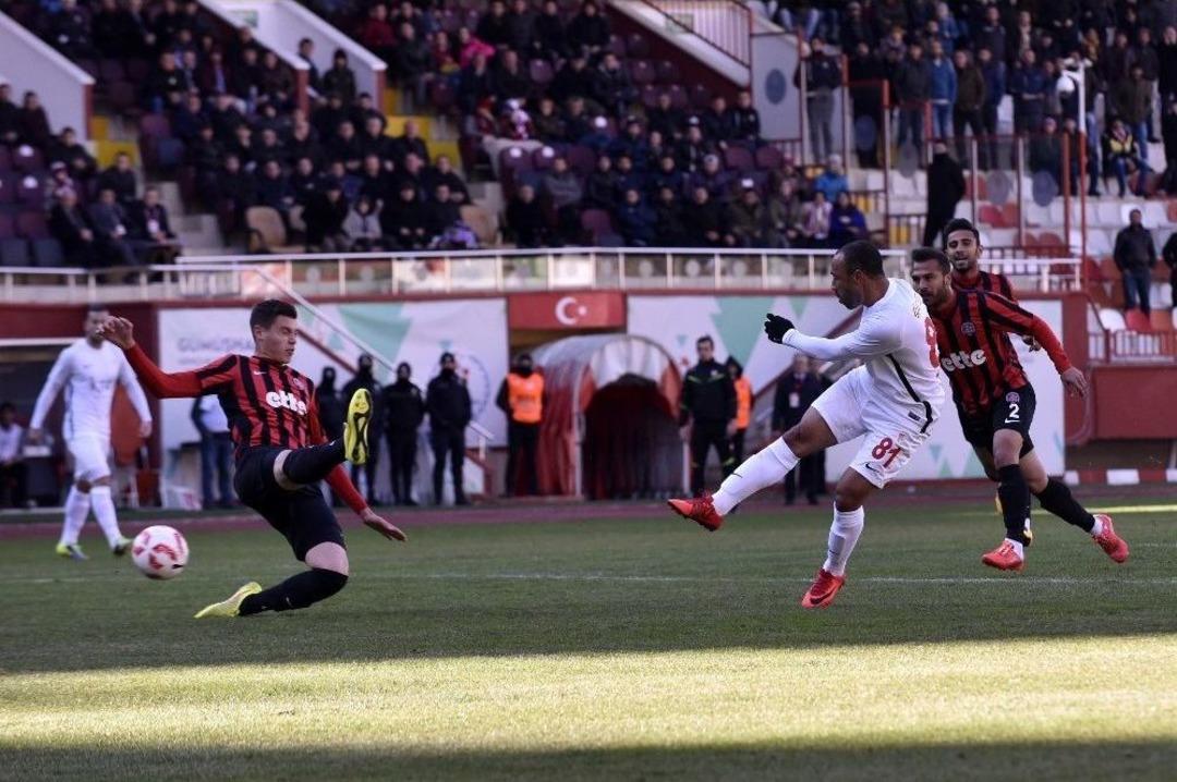 Tff 2. Lig: G&uuml;m&uuml;şhanespor: 3 - Ottocool Karag&uuml;mr&uuml;k: 1