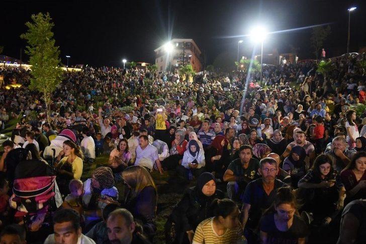 Karesi Parkta Muhteşem Konser G1