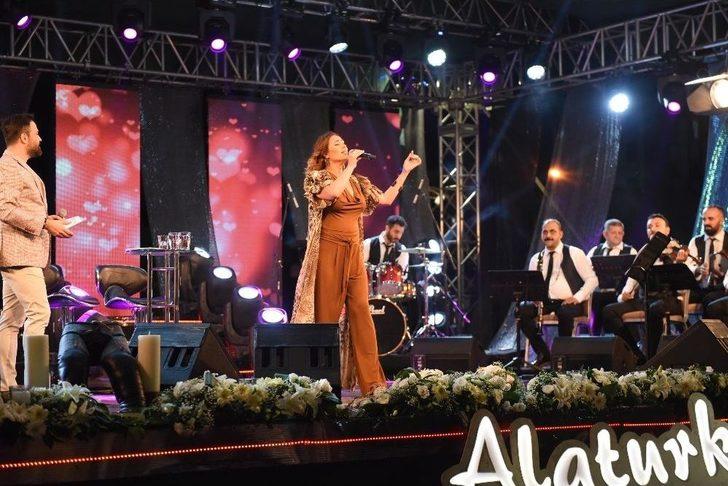 Karesi Parkta Muhteşem Konser G4