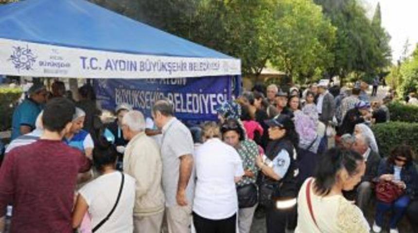 B&uuml;y&uuml;kşehir Belediyesi Aşure Dağıtacak