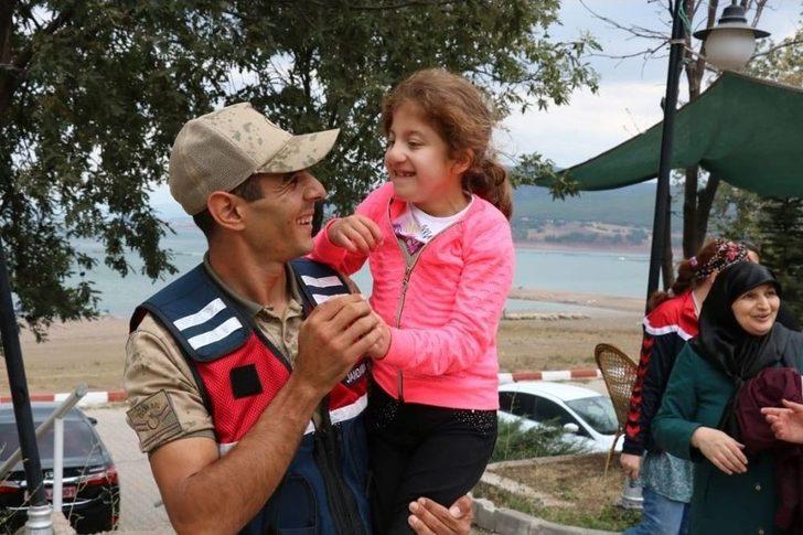 Jandarmadan Engelli Vatandaşlar İçin ’neşeli Günler’ Projesi G4