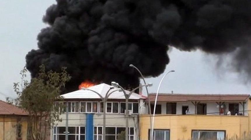 &Ccedil;orum Sanayi Sitesinde Korkutan Yangın