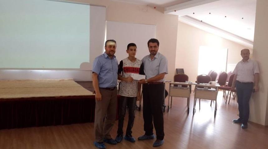 Sakarya&rsquo;da Yaz Kur&rsquo;an Kursu Bilgi Yarışması D&uuml;zenlendi