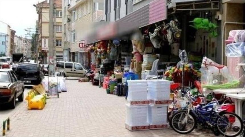 Karacabey&rsquo;de Kaldırım İşgaline G&ouml;z Yumulmayacak