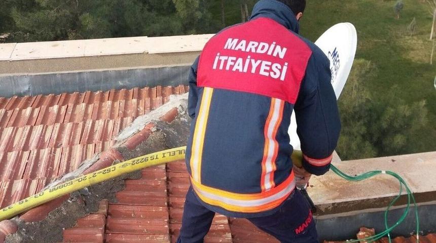 Mardin&rsquo;de İtfaiye İl&ccedil;eyi Temizledi