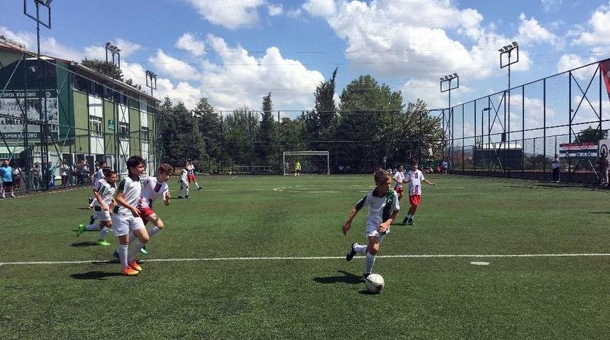 Tren Kazasında Hayatını Kaybeden Oğuz Arda Sel İçin Futbol Turnuvası Düzenlendi