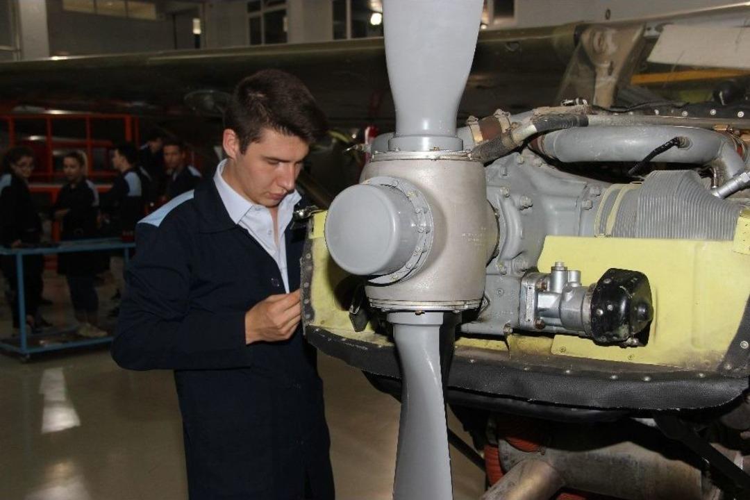 G&ouml;ky&uuml;z&uuml;ndeki Hayalini Yery&uuml;z&uuml; İle Birleştirdi