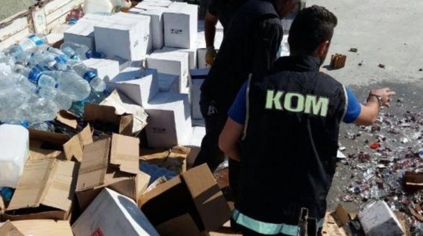 İzmir&rsquo;de 390 Bin Tl Değerinde İ&ccedil;ki İmha Edildi