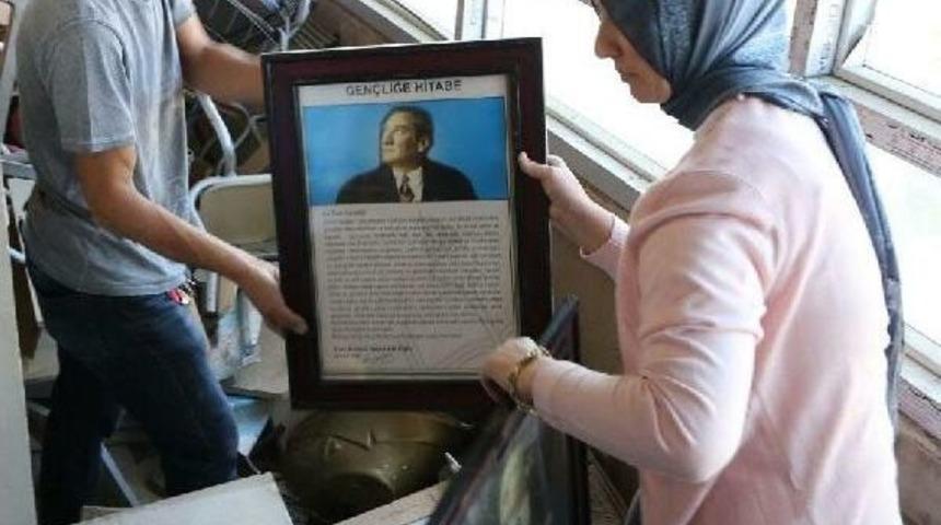 Atatürk Büstünü Inşaat Malzemeleri Arasına Atmışlar