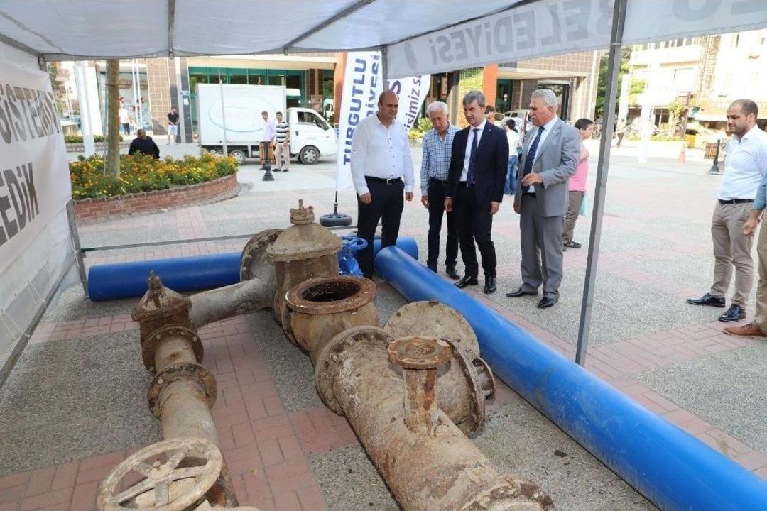 Turgutlu&rsquo;da Su Kesintilerine Sebep Olan Eski Vana Sergilendi