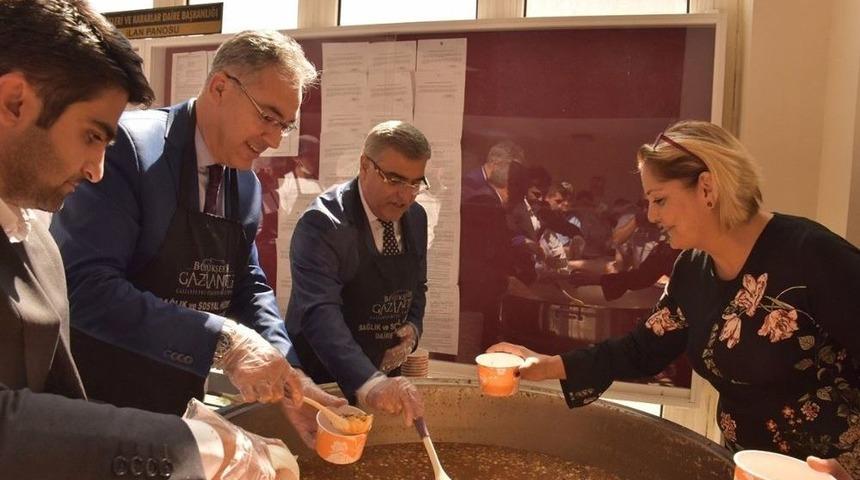 Gaziantep&rsquo;te 25 Bin Kişiye Aşure İkram Edilecek