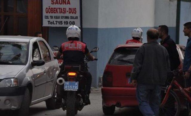 Gözaltına Alınan Şüphelinin Yakınları Polise Saldırdı: 10 Gözaltı