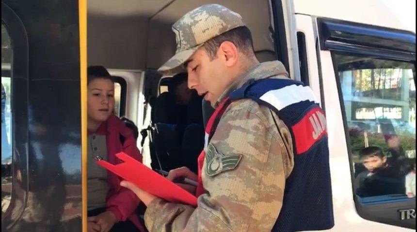 Jandarmadan Okul Servislerine Denetim