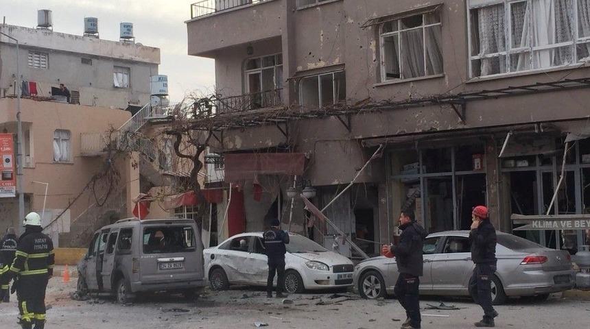 Reyhanlı&rsquo;ya Roketli Saldırı: 1 &Ouml;l&uuml;, 30 Yaralı