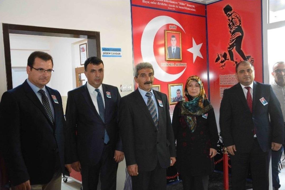 Şehit Polis Altınsoy İ&ccedil;in Anma T&ouml;reni D&uuml;zenlendi