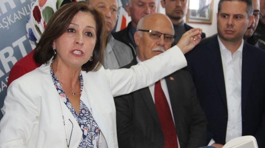 Ak Parti, &Ccedil;anakkale Belediye Meclisi&rsquo;ne Katılmama Kararı Aldı