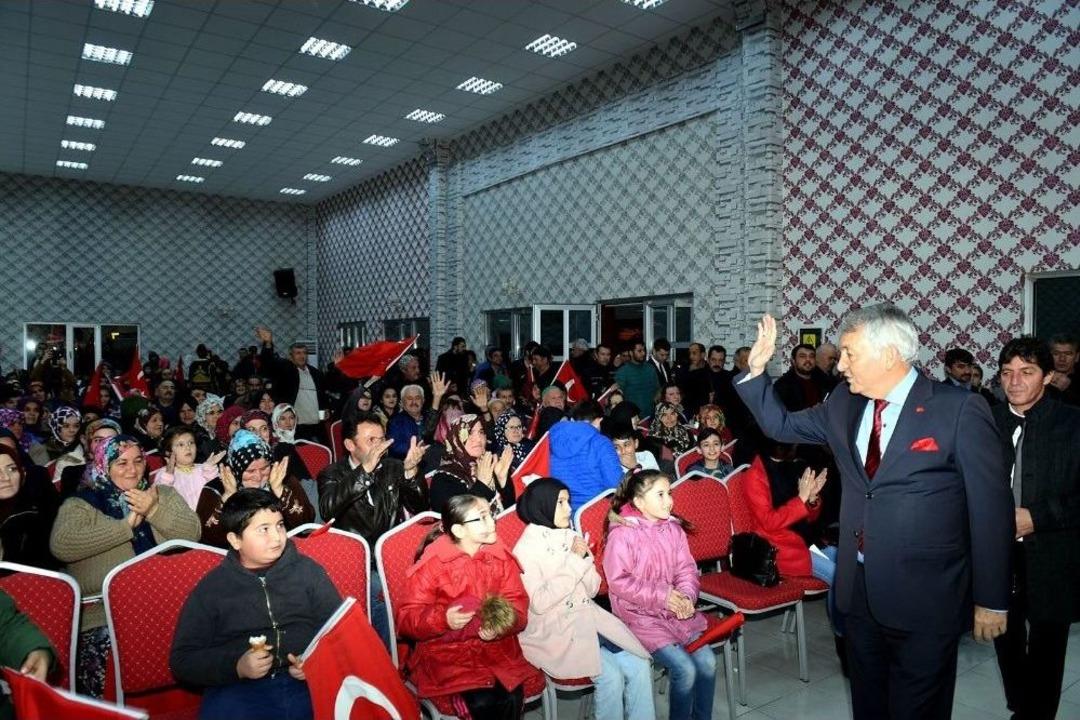 Başkan G&uuml;naydın&rsquo;dan Kasabada &lsquo;paris&rsquo; &Ccedil;ıkışı: