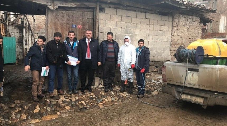 Manisa&rsquo;da Hayvan Sağlığı İ&ccedil;in Dezenfekten &Ccedil;alışması