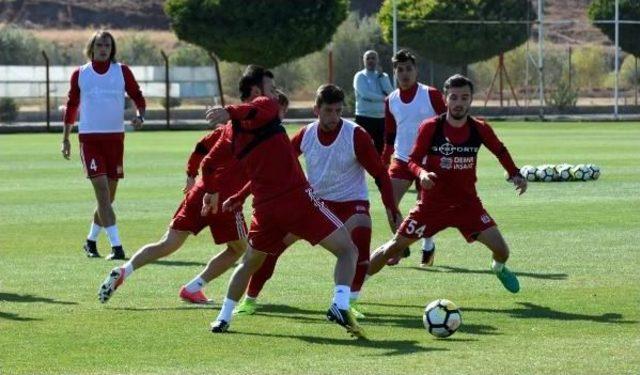 Demir Grup Sivasspor, Kasımpaşa Hazırlıklarını Sürdürdü