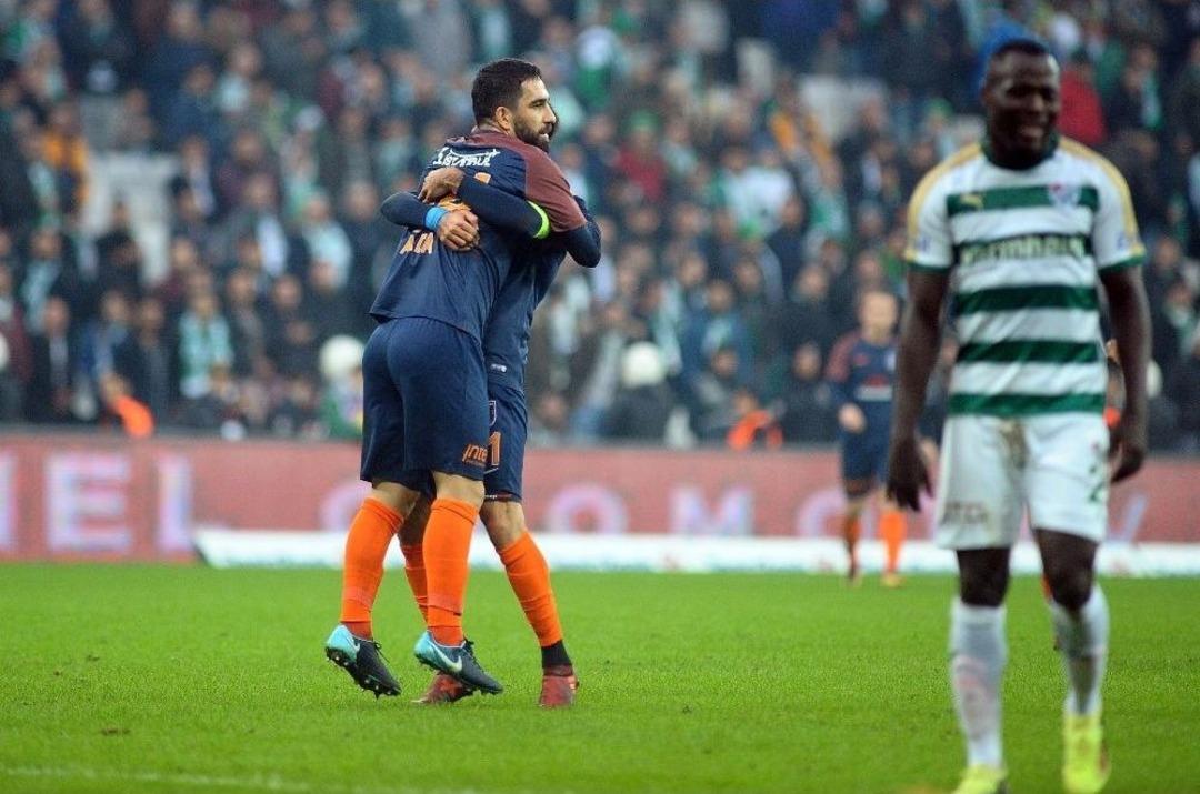S&uuml;per Lig: Bursaspor: - Medipol Başakşehir: 3 (ma&ccedil; Sonucu)