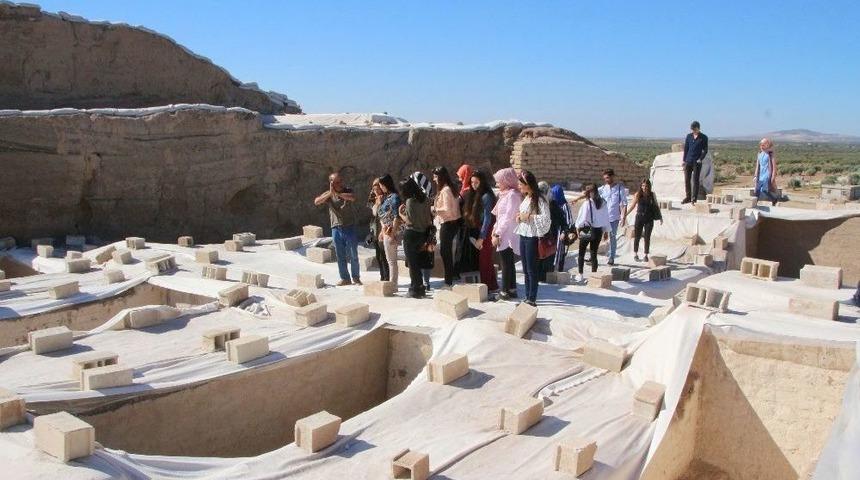 Yeni &Uuml;niversitelilere Kilis Tanıtım Turu
