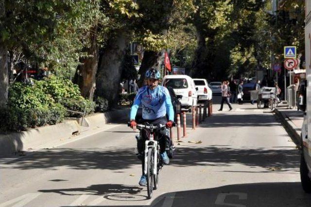 Lösemi Hastası Çocuklar Için Pedal Çeviriyor