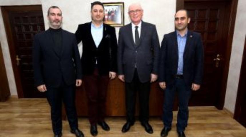 Kazım Kurt Kuzey Kafkas Derneği İle Buluştu