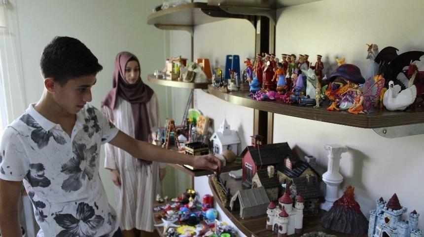 Beyaz Kalpler&rsquo;de Oyun İle Terapi Yapılıyor