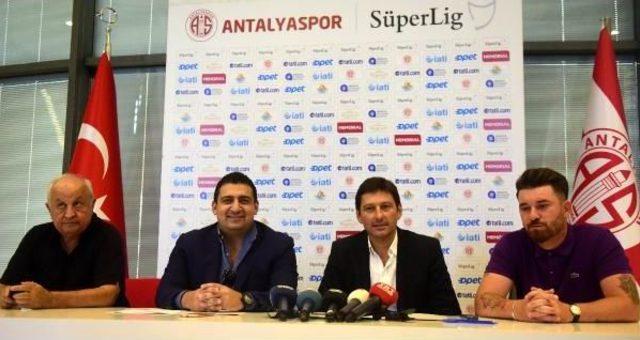 Antalyaspor Teknik Direktörü Leonardo: 