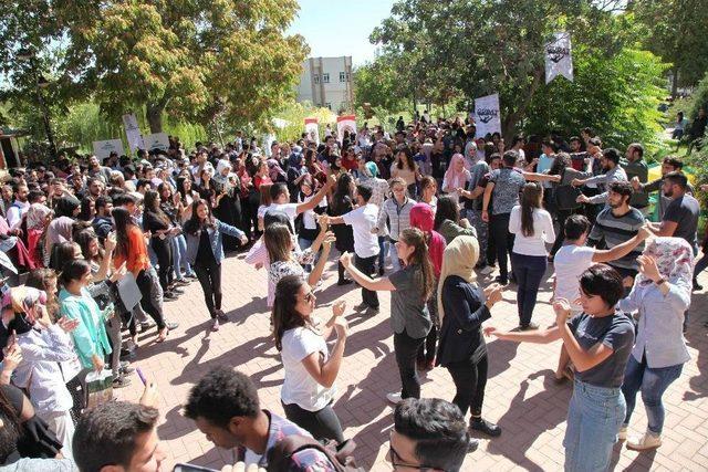 Gaün’de Öğrenci Toplulukları Tanıtım Şenliği