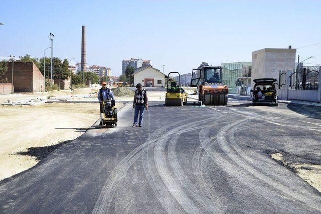 Mahallelerde Çalışmalar Devam Ediyor