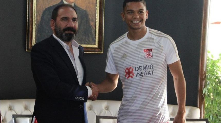 David Braz: "benim İ&ccedil;in Yeni Bir Meydan Okuma"