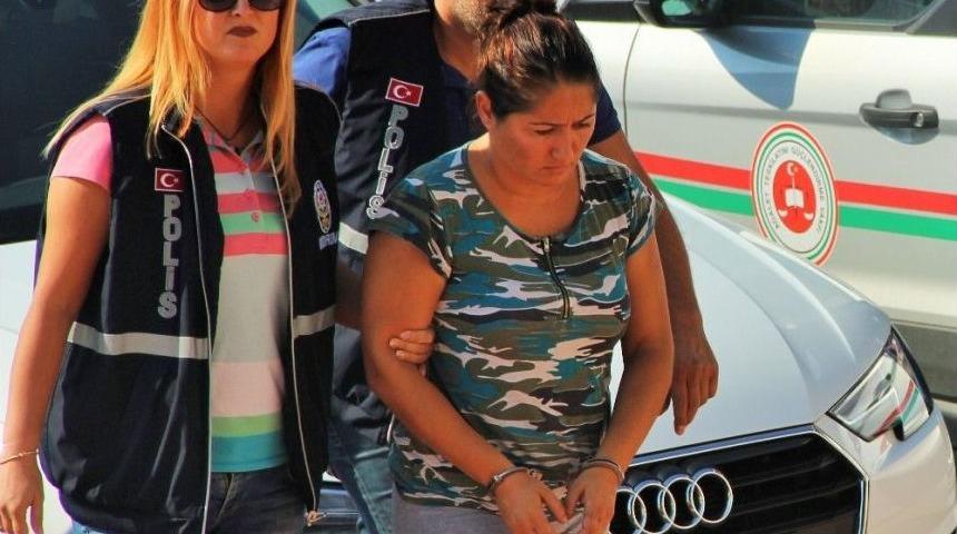 Temizlik&ccedil;i Gibi Girdiği Evlerde Hırsızlık İ&ccedil;in Keşif Yapan Kadın Yakalandı