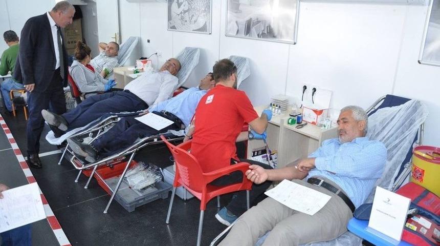 Yerk&ouml;y&rsquo;de Kan Bağışı Kampanyası