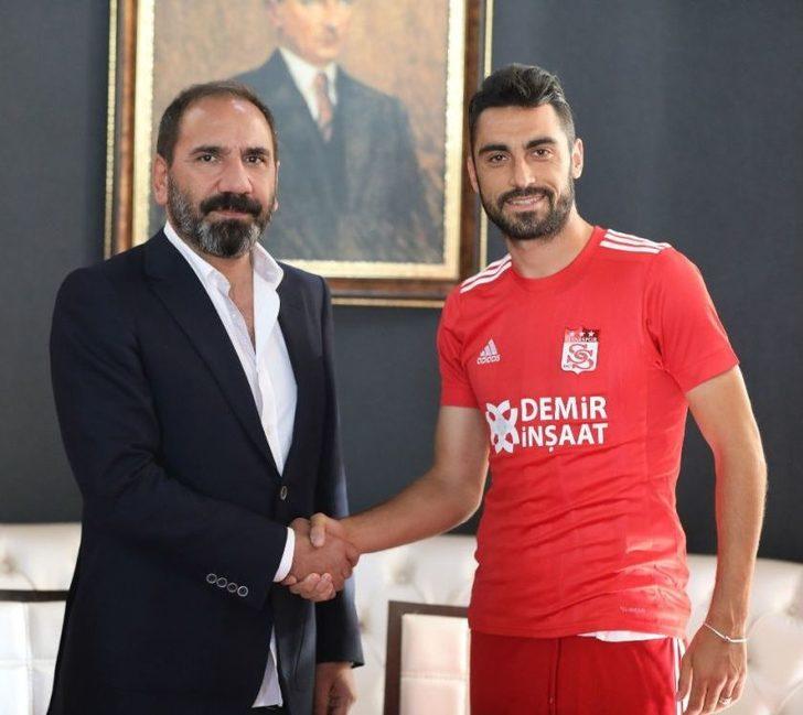 Sivasspor Yeni Transferlerini Tanıttı G4
