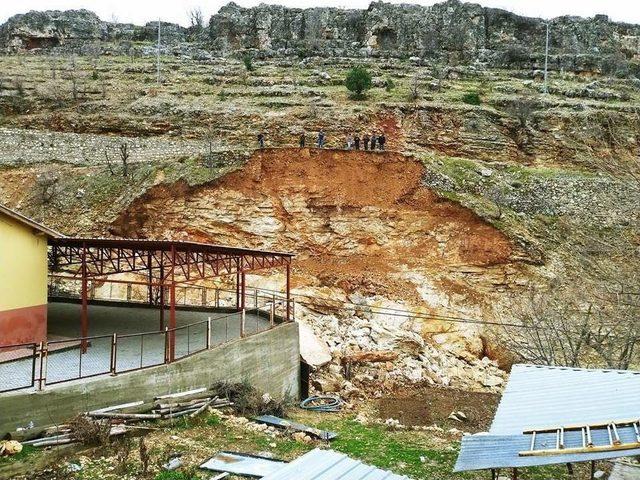 Adıyaman’da Heyelan