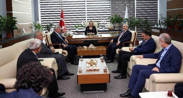 Başkan Karaosmanoğlu’ndan Kto’ya Ziyaret 1