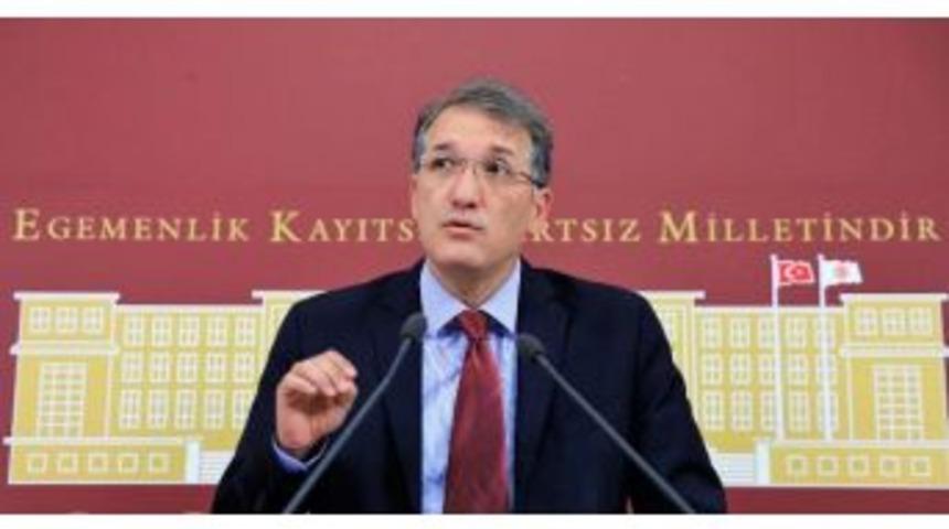 Chp'li İrgil: Eğitimin &Ouml;znesi &Ouml;ğretmen Değil, Siyaset
