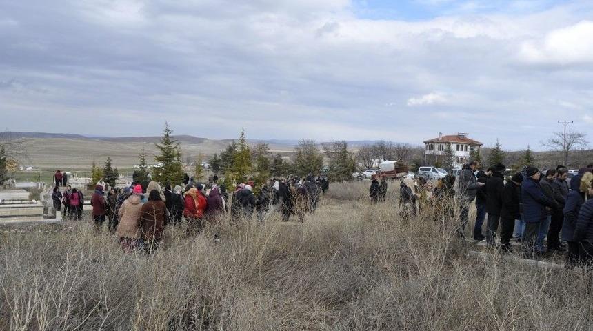 Eskişehir&rsquo;deki Kazada &Ouml;len Bir Kişi Ankara&rsquo;da Toprağa Verildi