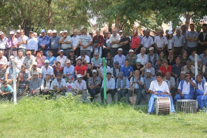 Kepsut’ta Yağlı Güreşler Nefes Kesti G5