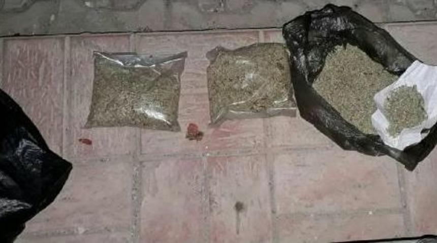 Kahramanmaraş'ta Uyuşturucu Operasyonu: 2 G&ouml;zaltı