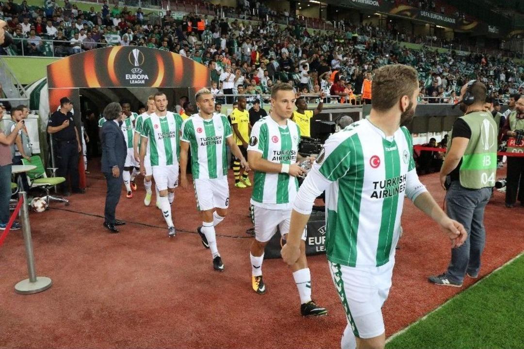 Uefa Avrupa Ligi: Atiker Konyaspor: 1 - Vitoria Guimaraes: (ilk Yarı)