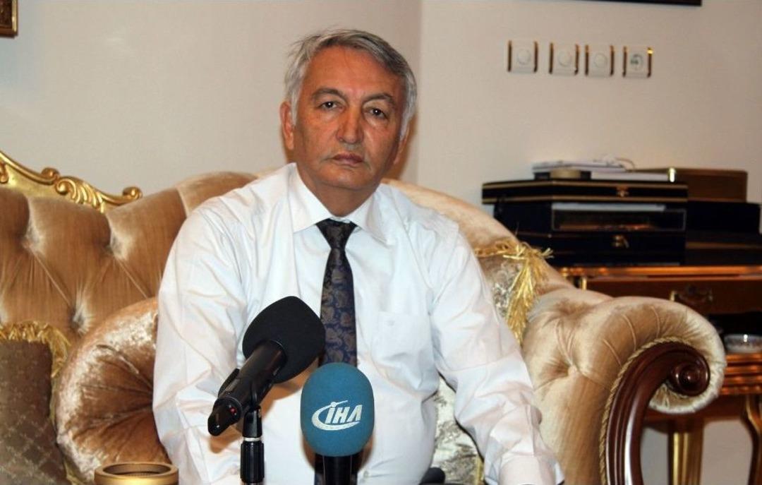 Isparta&rsquo;da &lsquo;afrin Operasyonu&rsquo; İ&ccedil;in Sonsuz T&uuml;rk Bayrağı Kampanyası