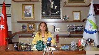 Düzce Üniversitesi Rektörü Canlı Yayında Üniversite Adaylarının Sorularını Yanıtladı