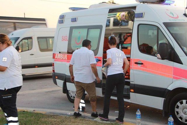 Manavgat’ta Tur Midibüsü Kaza Yaptı: 19’u İsrail Uyruklu Turist 21 Kişi Yaralandı