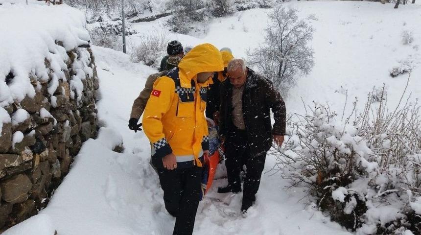 Sağlık Ekipleri Kar Kış Dinlemiyor